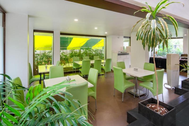Hotel Mint Montvert Baner Пюн Екстериор снимка
