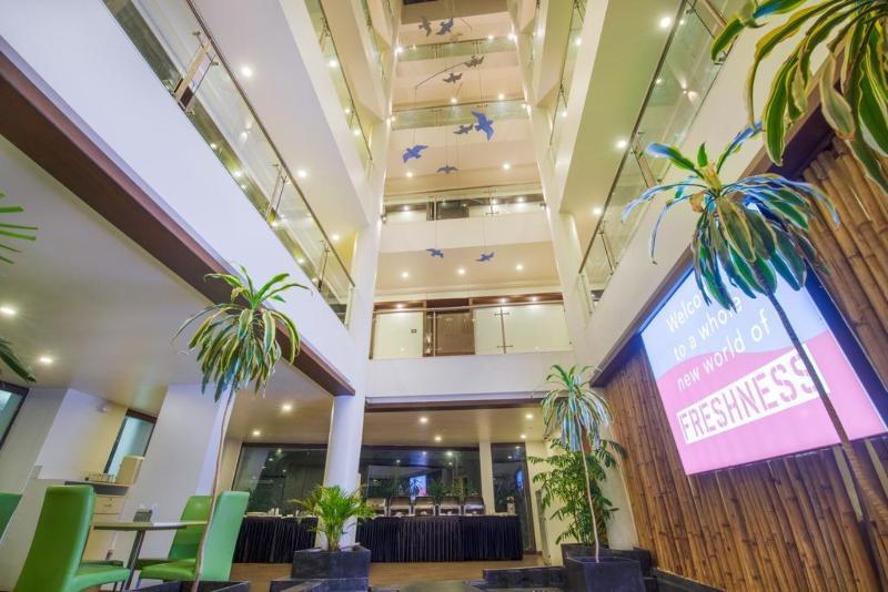 Hotel Mint Montvert Baner Пюн Екстериор снимка